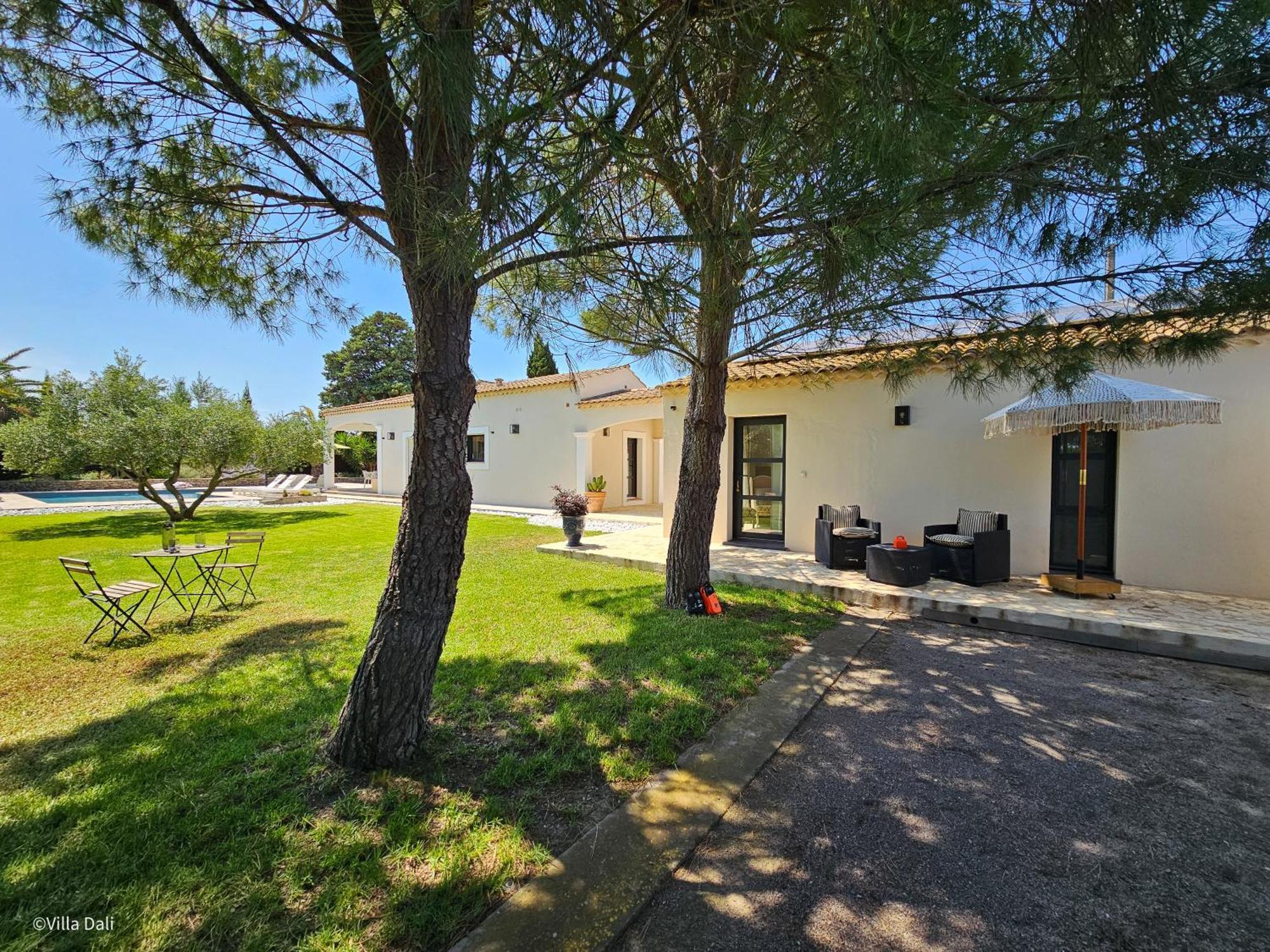 La Villa Dali Lézignan-Corbières المظهر الخارجي الصورة